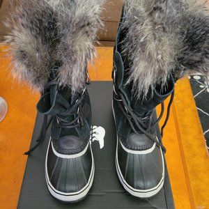 Sorel Joan of Arctic boots Size 10